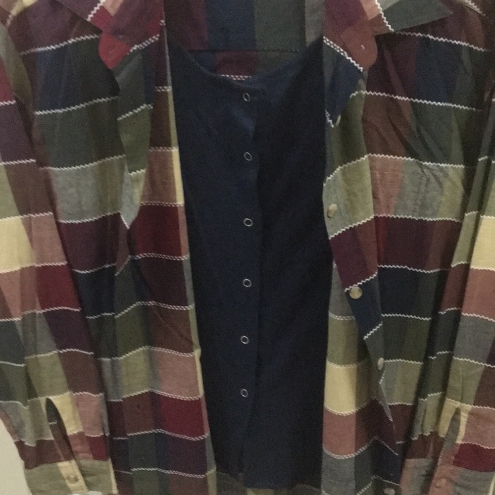 Button down shirt - Picture 3 of 3
